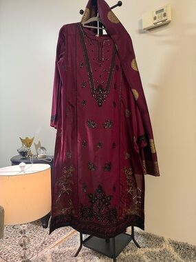 Limelight Embellished Maroon Long Sleeve Dress with Matching Dupatta
